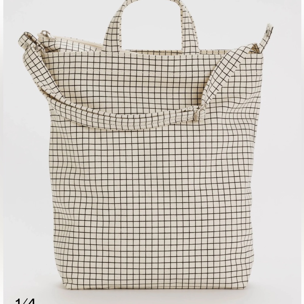 BAGGU Grid Pattern Tote - Black and White